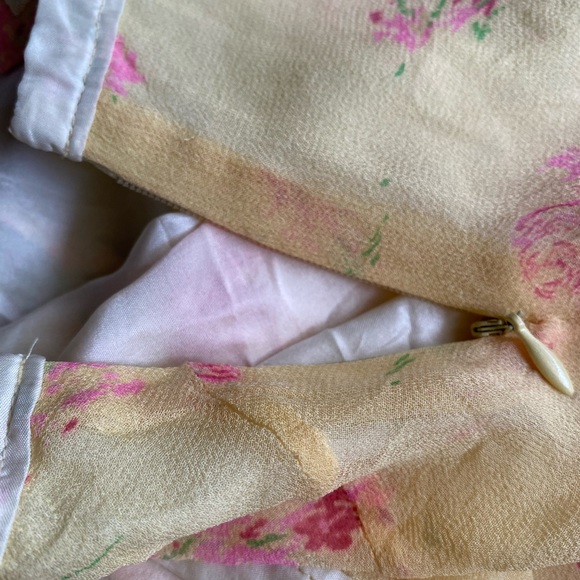 Abercrombie & Fitch floral skirt - Picture 6 of 11